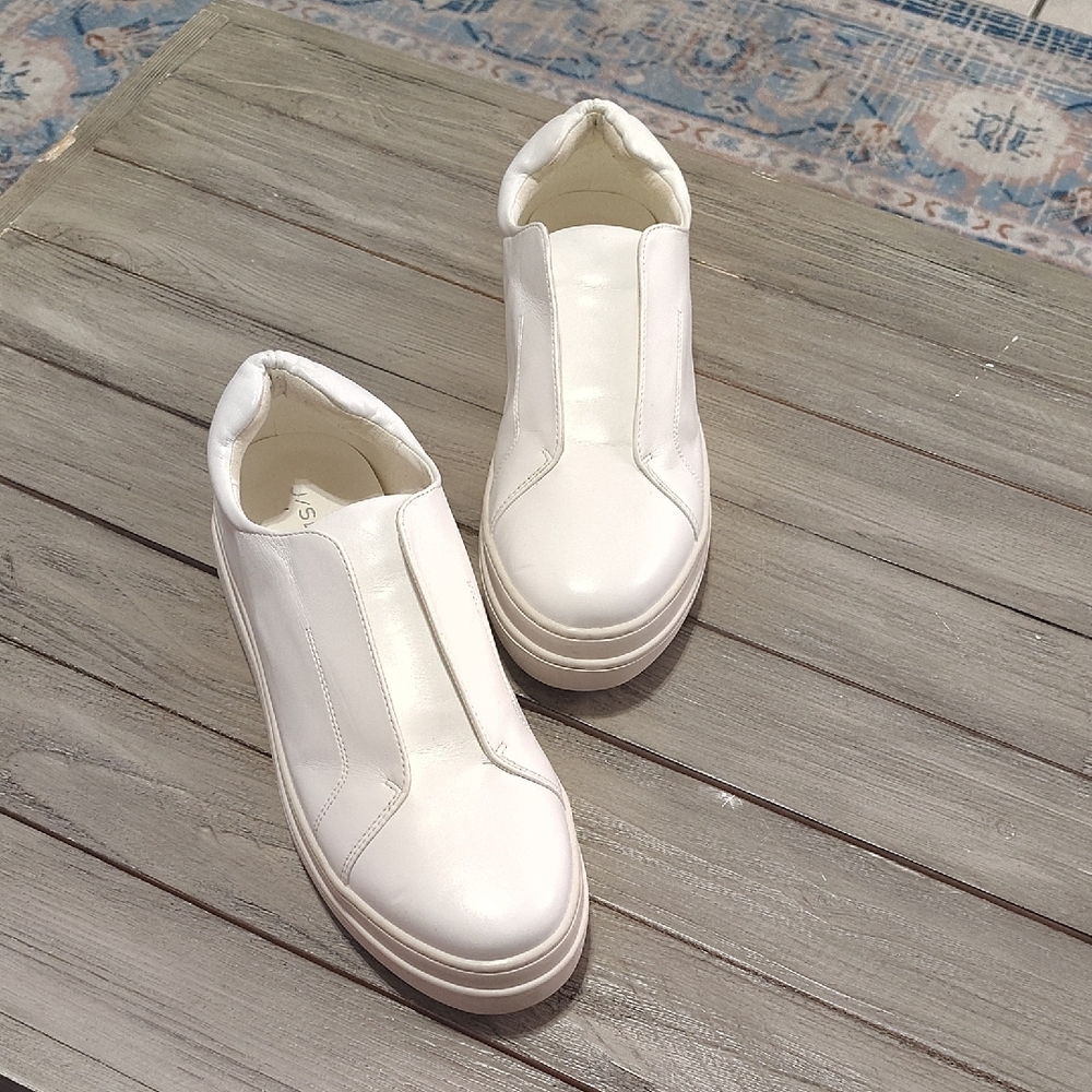 New J/Slides Women's Noel Nubuck Leather Slip On Platform Sneakers Size 9